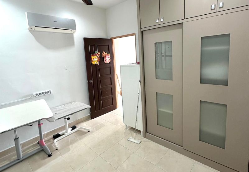 D'Piazza Condominium