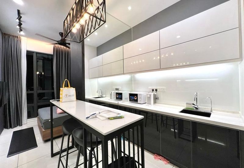 Queens Residences Q2