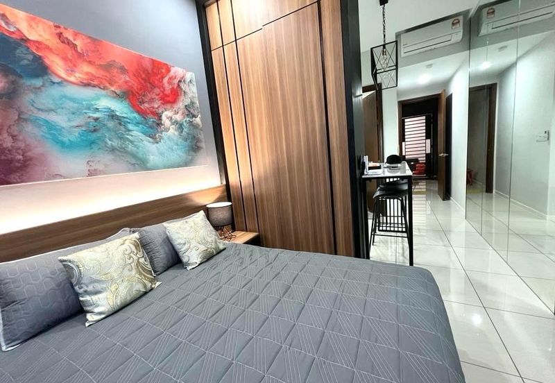 Queens Residences Q2