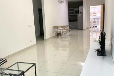 Setia Triangle Persiaran Kelicap