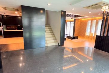 Taman Austin Perdana