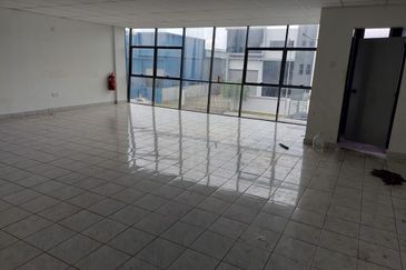 Ulu Tiram Apex industrial park @ Medium industry  factory For FRent