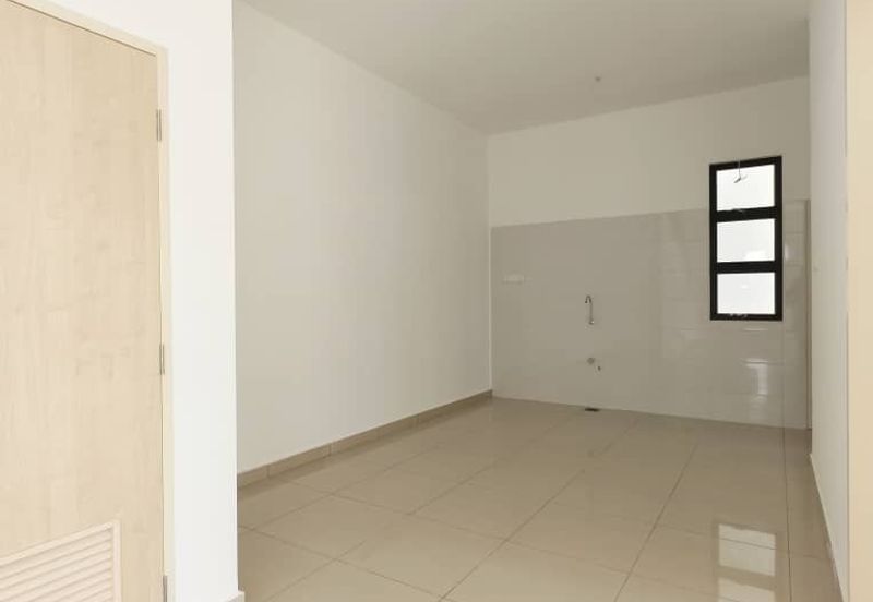 Austin Residence @Taman Mount Austin