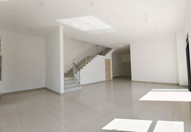 Austin Residence @Taman Mount Austin