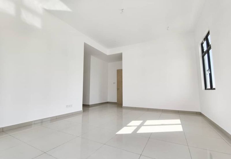 Austin Residence @Taman Mount Austin