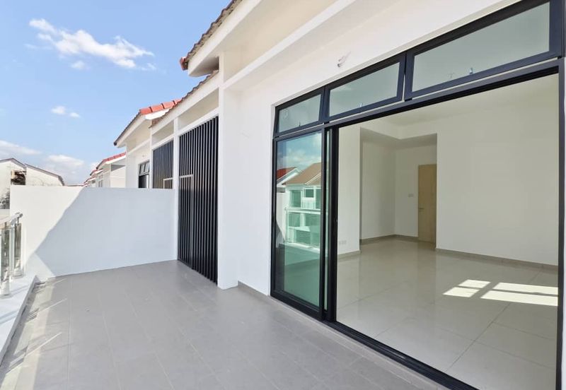 Austin Residence @Taman Mount Austin