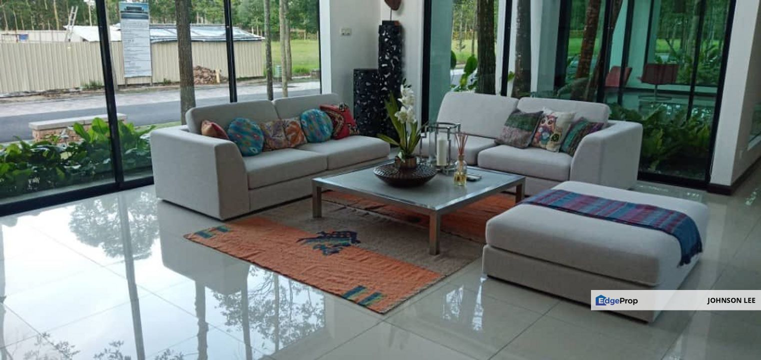 Leisure farm @ Single storey Bungalow villa For Sale, Johor, Gelang Patah