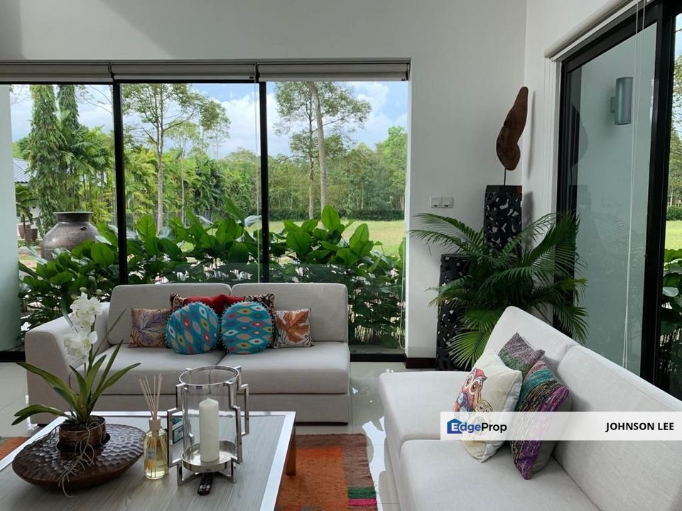 Leisure farm @ Single storey Bungalow villa For Sale, Johor, Gelang Patah