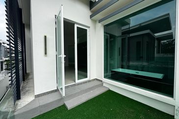 Austin Residence @Taman Mount Austin