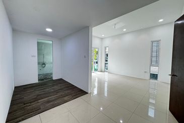 Austin Residence @Taman Mount Austin