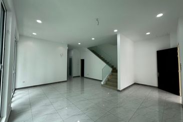 Austin Residence @Taman Mount Austin