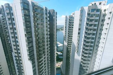 4.1% ROI @ R&F @ Phase One - 2bed 1bath