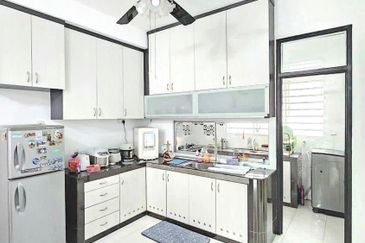  Setia Tropika @ Double Storey Terrace House