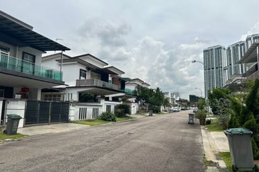 Senibong Villas