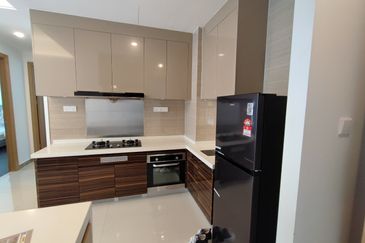 R&F Phase 2 @ 2Bed 2Bath For Sale