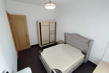 R&F Phase 2 @ 2Bed 2Bath For Sale