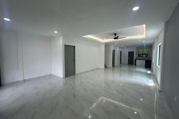 Kampung Poh Chee Leng @ Skudai Double Storey Semi D For Sale