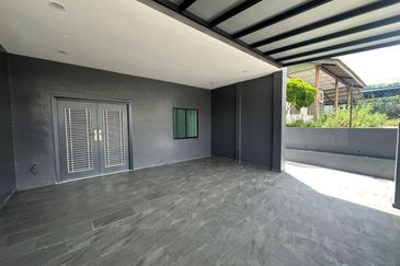 Kampung Poh Chee Leng @ Skudai Double Storey Semi D For Sale