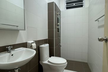 Jalan Pulai Indah, Taman Pulai Indah