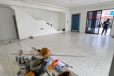 Below Bank Valua Setia Tropika  Corner lot @ Double Storey Terrace Home For Sale