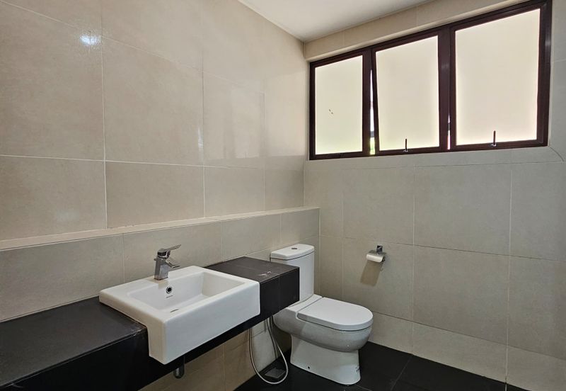 Horizon Hills @ 2 Storey Cluster House For Sale