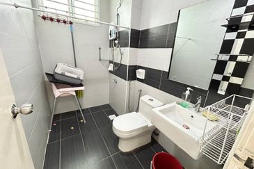 Horizon Hills @ 2 Storey Cluster House For Sale