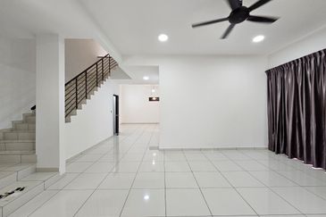 Horizon Hills @ 2 Storey Cluster House For Sale