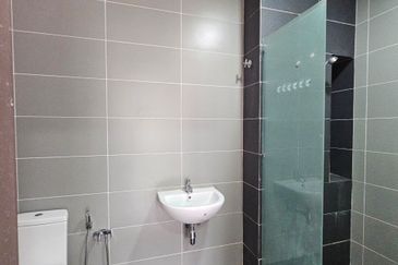 Horizon Hills @ 2 Storey Cluster House For Sale