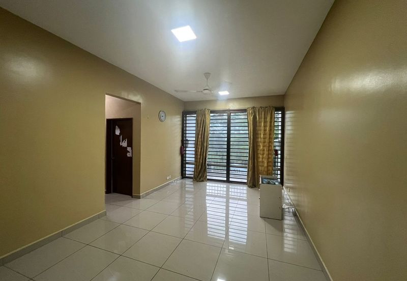 Dedaun Hijau (Greenfield Regency)