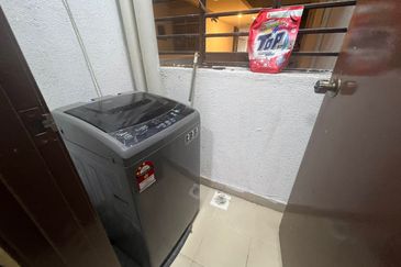 Dedaun Hijau (Greenfield Regency)