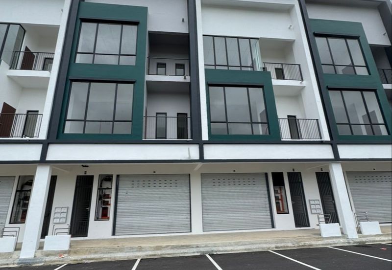 Crest @ Austin Emerald 2