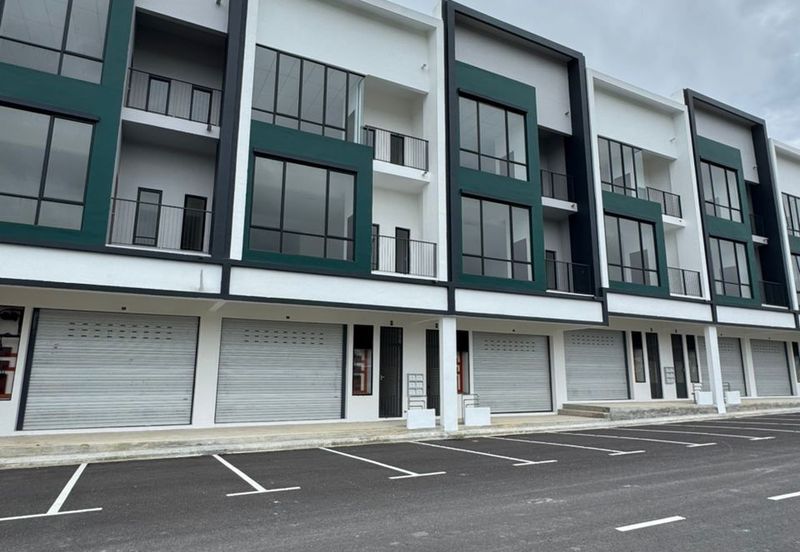 Crest @ Austin Emerald 2