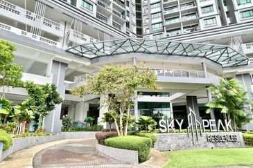 Sky Peak Residences
