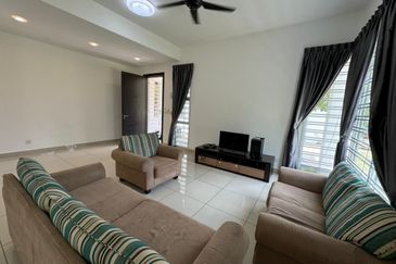 Horizon Hills @ The Greens Double Storey Corner Lot For Sale