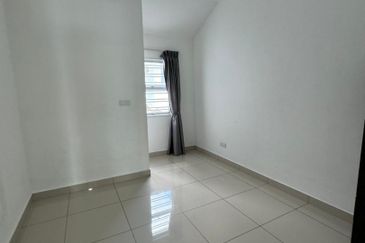 Horizon Hills @ The Greens Double Storey Corner Lot For Sale