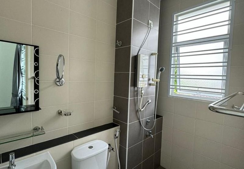 Horizon Hills @ The Greens Double Storey Corner Lot For Sale