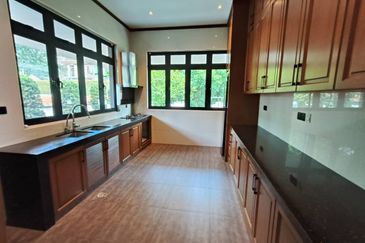 Bandar Baru Seri Alam