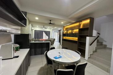 Horizon hills @ Valley west 2 Double Storey Terrace house For Rent