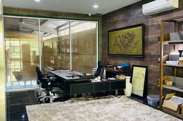 Nusa Cemerlang Industrial Park