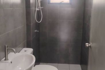 LSH33 ( Laman Seri Harmoni )