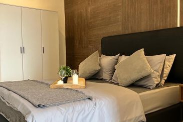 Kenwingston Platz Residence