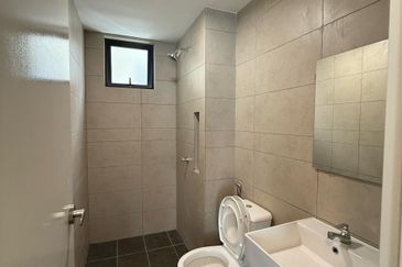 M Adora @ Wangsa Melawati