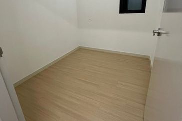 M Adora @ Wangsa Melawati