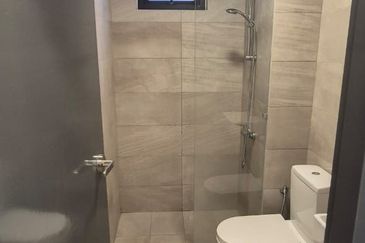 Henna Residence @ The Quartz