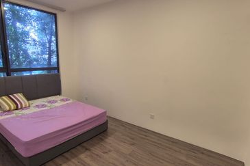 Henna Residence @ The Quartz