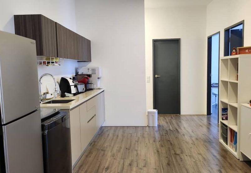 Henna Residence @ The Quartz