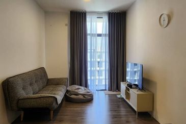 Henna Residence @ The Quartz