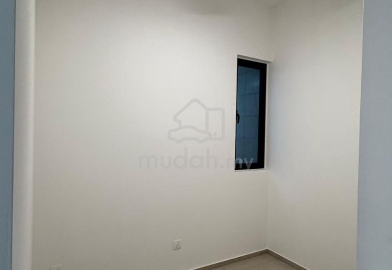 KL Setapak Brand New Condo EdgeWood 4room Bare unit for Rent