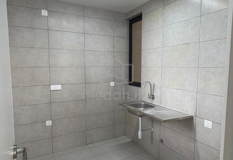 KL Setapak Brand New Condo EdgeWood 4room Bare unit for Rent