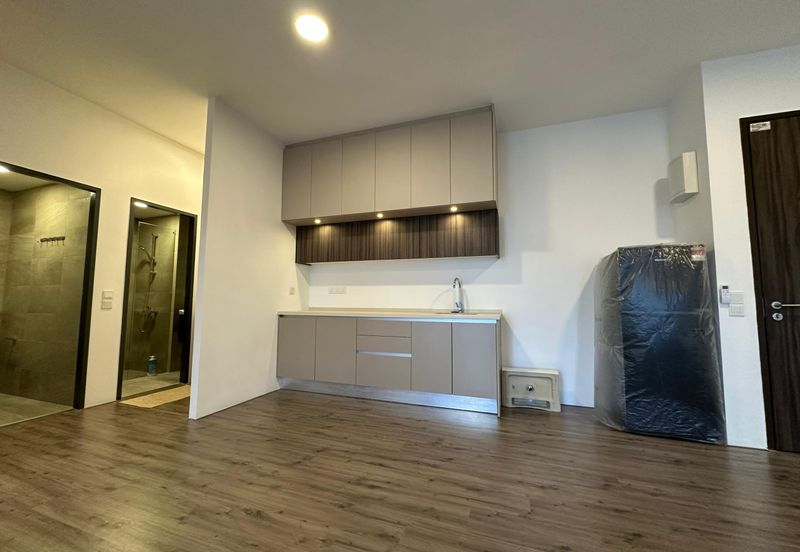 Henna Residence @ The Quartz